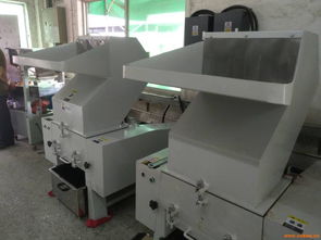 三創(chuàng)牌帶水冷卻機(jī)械設(shè)備 創(chuàng)新與效率的完美結(jié)合